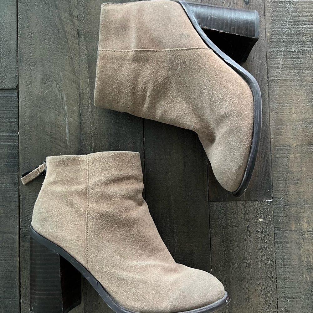 Kelsi Dagger Booties